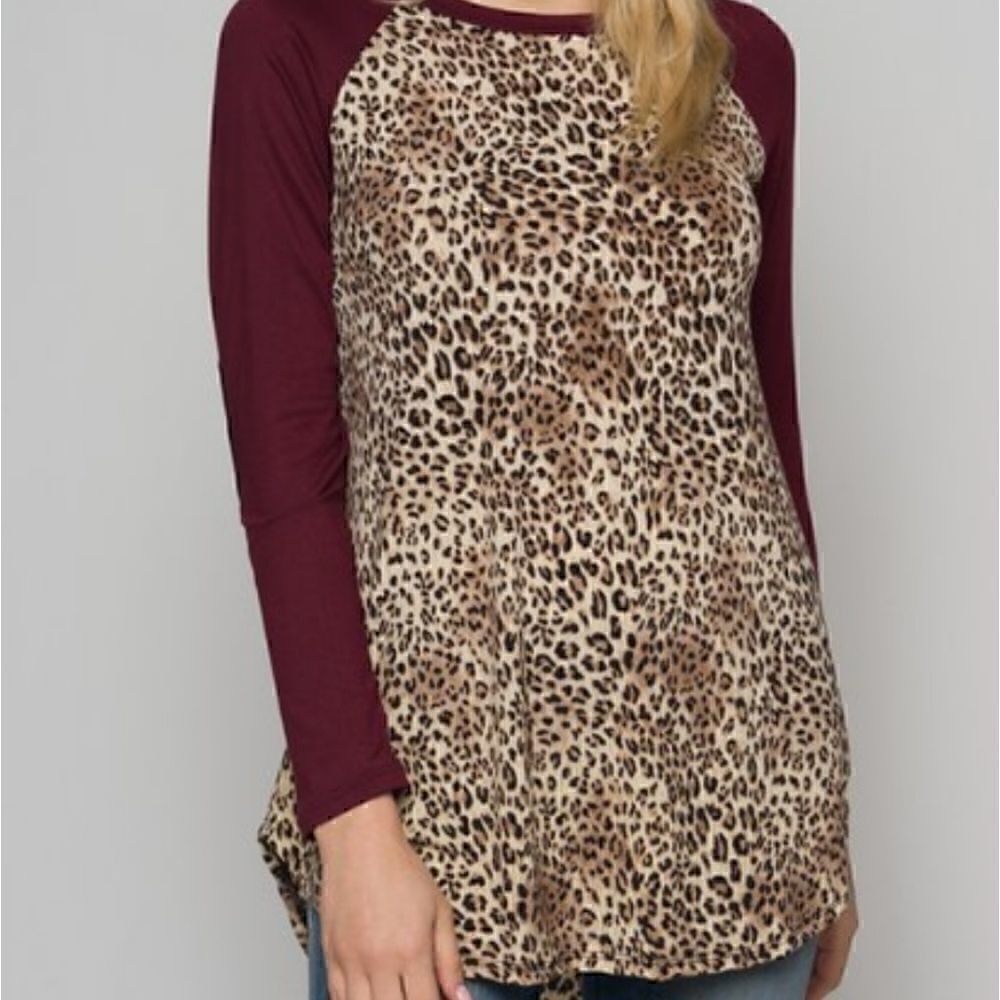 Animal print tunic with elbow patch on long - Picture 4 of 5